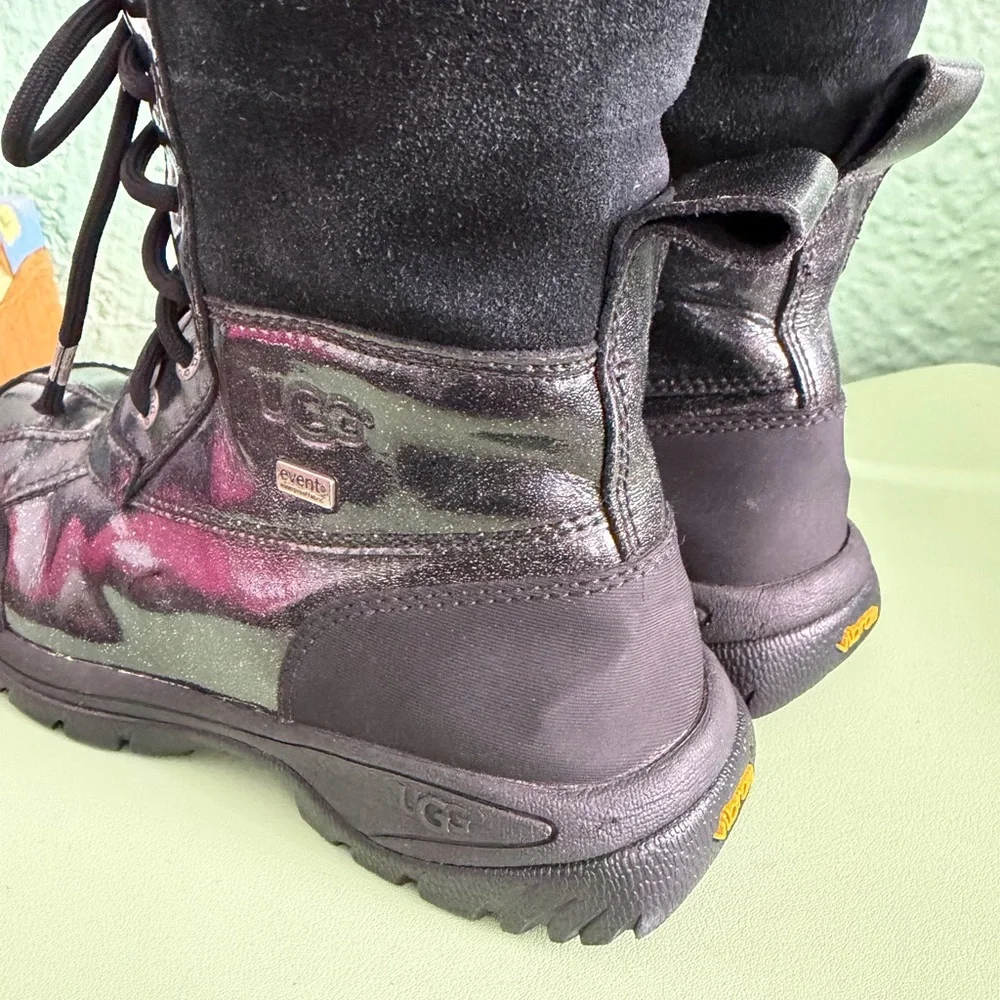 Ugg Butte II Girls Black Glittery Insulated Winter Boots sz 3